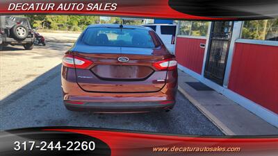 2016 Ford Fusion SE   - Photo 6 - Indianapolis, IN 46221