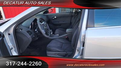 2011 Chevrolet Malibu LT   - Photo 5 - Indianapolis, IN 46221