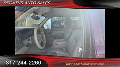 2004 GMC Yukon Denali   - Photo 8 - Indianapolis, IN 46221