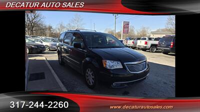 2016 Chrysler Town & Country Touring   - Photo 4 - Indianapolis, IN 46221