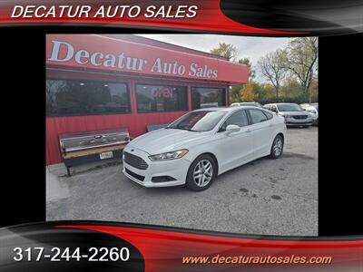2015 Ford Fusion SE   - Photo 9 - Indianapolis, IN 46221