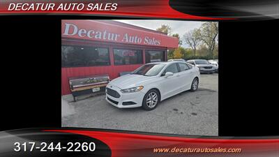 2015 Ford Fusion SE   - Photo 16 - Indianapolis, IN 46221