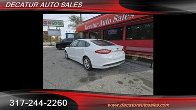 2015 Ford Fusion SE   - Photo 21 - Indianapolis, IN 46221