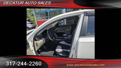 2016 Kia Optima LX   - Photo 26 - Indianapolis, IN 46221