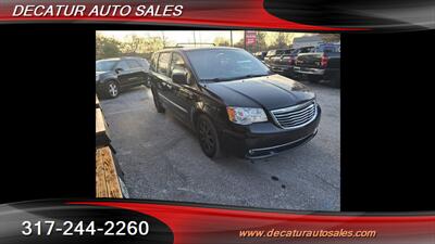 2016 Chrysler Town & Country Touring   - Photo 18 - Indianapolis, IN 46221