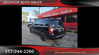 2016 Chrysler Town & Country Touring   - Photo 21 - Indianapolis, IN 46221