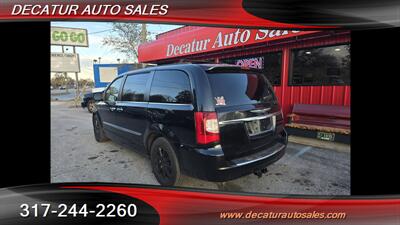 2016 Chrysler Town & Country Touring   - Photo 7 - Indianapolis, IN 46221