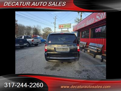 2016 Chrysler Town & Country Touring   - Photo 13 - Indianapolis, IN 46221