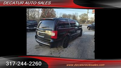2016 Chrysler Town & Country Touring   - Photo 19 - Indianapolis, IN 46221