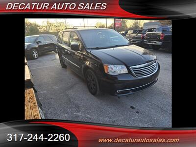 2016 Chrysler Town & Country Touring   - Photo 11 - Indianapolis, IN 46221