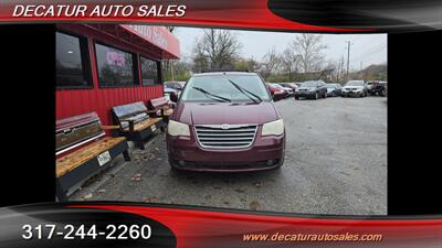 2008 Chrysler Town & Country Touring   - Photo 3 - Indianapolis, IN 46221