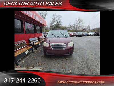 2008 Chrysler Town & Country Touring   - Photo 10 - Indianapolis, IN 46221