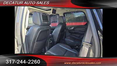 2013 Cadillac Escalade Platinum Edition   - Photo 9 - Indianapolis, IN 46221