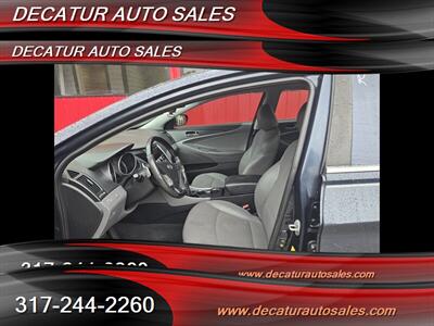 2011 Hyundai SONATA SE   - Photo 8 - Indianapolis, IN 46221