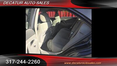 2010 Toyota Camry LE   - Photo 18 - Indianapolis, IN 46221