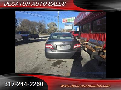 2010 Toyota Camry LE   - Photo 6 - Indianapolis, IN 46221