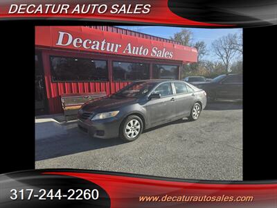 2010 Toyota Camry LE   - Photo 2 - Indianapolis, IN 46221