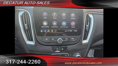 2022 Chevrolet Malibu LT   - Photo 12 - Indianapolis, IN 46221