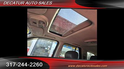 2006 GMC Envoy SLE   - Photo 9 - Indianapolis, IN 46221