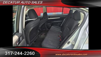 2012 Subaru Legacy 2.5i Premium   - Photo 9 - Indianapolis, IN 46221