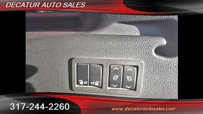 2015 Chevrolet Suburban LT   - Photo 11 - Indianapolis, IN 46221