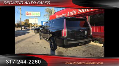 2015 Chevrolet Suburban LT   - Photo 7 - Indianapolis, IN 46221