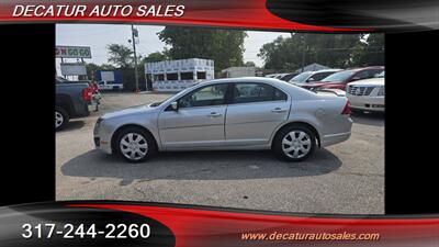 2010 Ford Fusion SE   - Photo 5 - Indianapolis, IN 46221