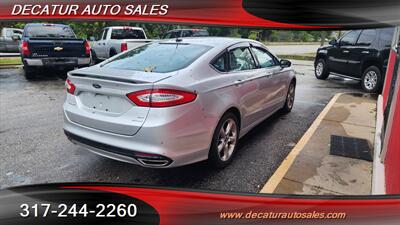 2014 Ford Fusion SE   - Photo 5 - Indianapolis, IN 46221