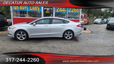 2014 Ford Fusion SE   - Photo 1 - Indianapolis, IN 46221