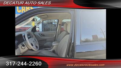 2007 Ford Escape XLT   - Photo 8 - Indianapolis, IN 46221