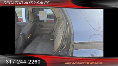 2007 Ford Escape XLT   - Photo 9 - Indianapolis, IN 46221