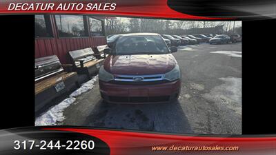 2010 Ford Focus SE   - Photo 3 - Indianapolis, IN 46221