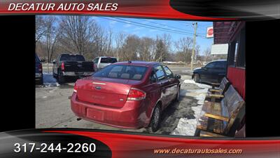 2010 Ford Focus SE   - Photo 5 - Indianapolis, IN 46221