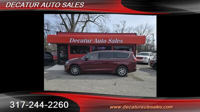 2018 Chrysler Pacifica Touring   - Photo 15 - Indianapolis, IN 46221