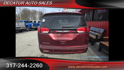 2018 Chrysler Pacifica Touring   - Photo 6 - Indianapolis, IN 46221