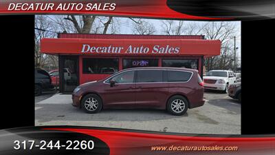 2018 Chrysler Pacifica Touring   - Photo 1 - Indianapolis, IN 46221