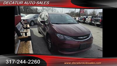 2018 Chrysler Pacifica Touring   - Photo 4 - Indianapolis, IN 46221
