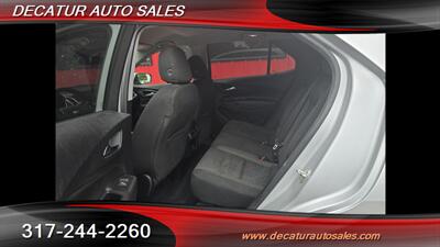 2020 Chevrolet Equinox LT   - Photo 9 - Indianapolis, IN 46221