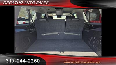 2015 Chevrolet Suburban LT   - Photo 10 - Indianapolis, IN 46221