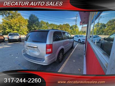 2008 Chrysler Town & Country Touring   - Photo 4 - Indianapolis, IN 46221