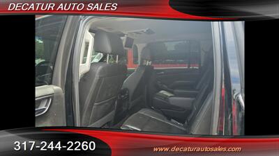 2018 GMC Yukon XL SLT   - Photo 9 - Indianapolis, IN 46221