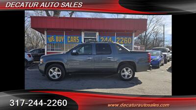 2010 Chevrolet Avalanche LS   - Photo 1 - Indianapolis, IN 46221