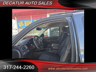 2010 Chevrolet Avalanche LS   - Photo 17 - Indianapolis, IN 46221