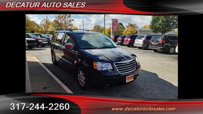 2010 Chrysler Town & Country Touring Plus   - Photo 18 - Indianapolis, IN 46221