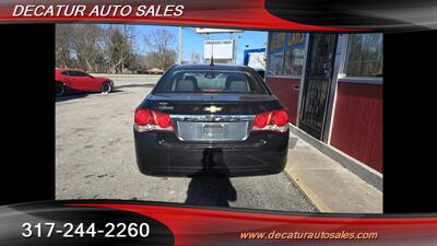 2012 Chevrolet Cruze LS   - Photo 8 - Indianapolis, IN 46221