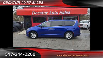 2019 Chrysler Pacifica L   - Photo 1 - Indianapolis, IN 46221