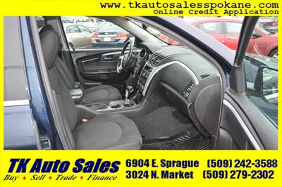 2009 Chevrolet Traverse LT   - Photo 10 - Spokane, WA 99212