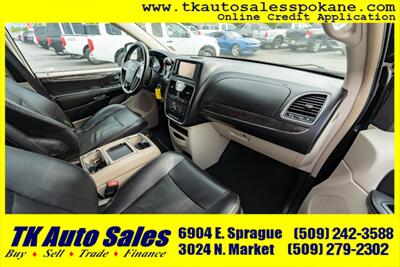 2013 Chrysler Town and Country Touring-L   - Photo 11 - Spokane, WA 99212