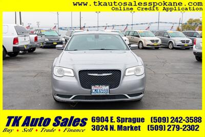 2016 Chrysler 300 Limited   - Photo 2 - Spokane, WA 99212