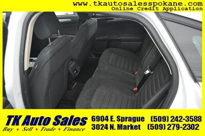 2020 Ford Fusion Hybrid SE   - Photo 11 - Spokane, WA 99212